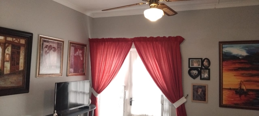 2 Bedroom Property for Sale in King Williams Town Ext 24 Eastern Cape